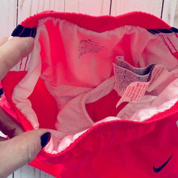 Girls Nike Dri Fit Athletic Shorts - Picture 4 of 4